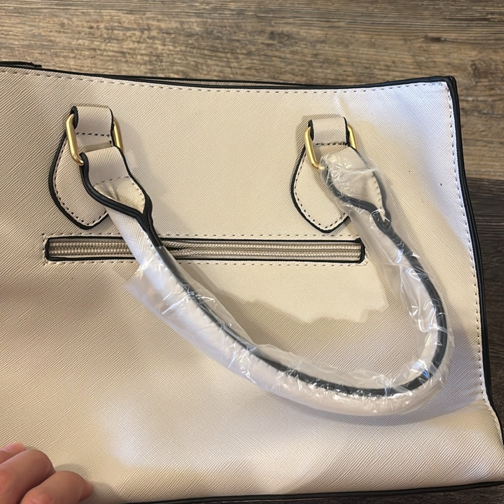 Hand‎ bag - Picture 3 of 4